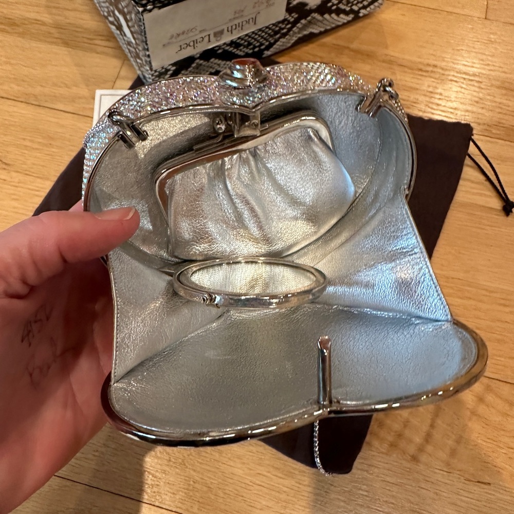 Judith Leiber Swarovski Crystal Heart Soul Wedding Clutch Shoulder Bag View 4